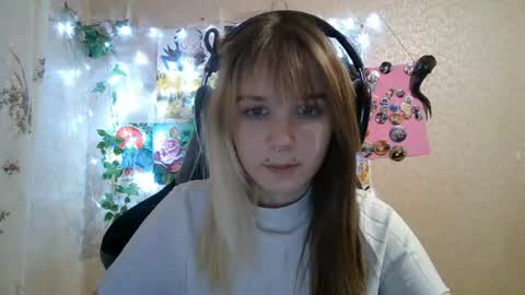 Mila online show from August 14, 4:32 pm