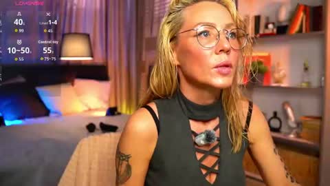 Sonya online show from August 9, 1:45 pm
