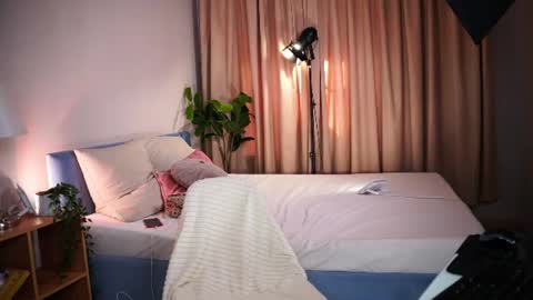 Sonya online show from August 11, 3:03 pm