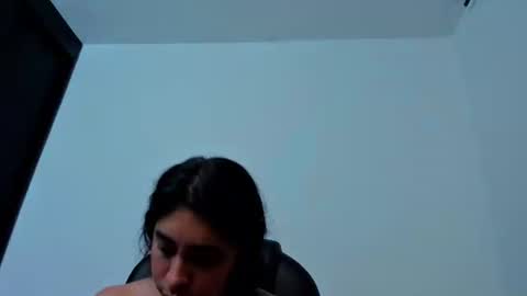 sophia_118 online show from August 12, 10:45 pm