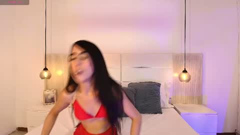  sophia online show from August 13, 9:01 am