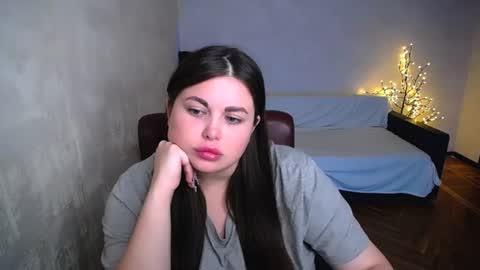 sophia__olsen online show from August 15, 6:28 am
