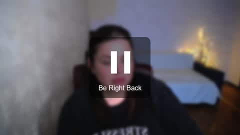 sophia__olsen online show from August 18, 8:09 am