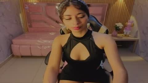 sophia__s online show from August 12, 12:57 am