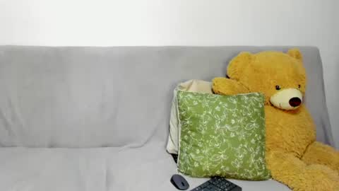 sophia CM online show from August 15, 5:33 am