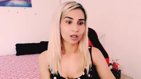 Sophiaa online show from June 22, 10:05 am