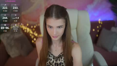 Sophia online show from August 12, 5:32 am