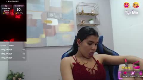 sophiabedford online show from August 4, 9:01 pm