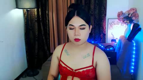 sophia online show from July 2, 8:10 pm