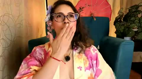 Sophia online show from August 12, 5:48 pm