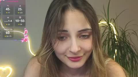 sophiahillrobinson online show from August 15, 6:28 am