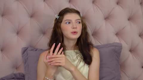 SophiaProve online show from August 13, 5:38 pm