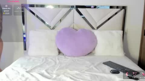   online show from August 6, 10:31 pm