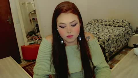 Sophie online show from August 12, 8:38 am
