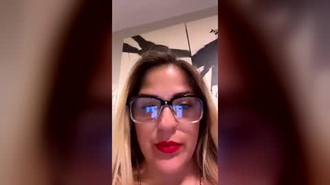 Sophieluvsthesun online show from June 16, 4:11 am