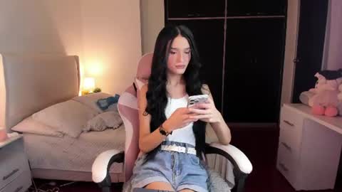    online show from August 7, 6:46 am