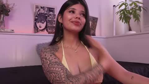 Sophiee  online show from June 19, 8:53 pm