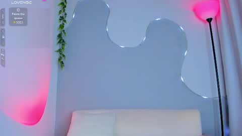 Sophie online show from August 14, 7:23 am