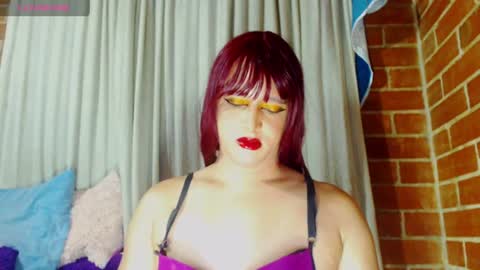 sophiehillsxo online show from August 14, 1:09 am