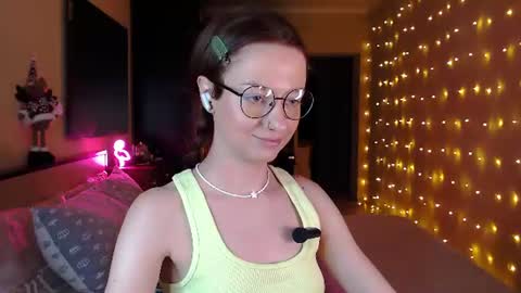 sophieleroux online show from July 29, 11:34 pm