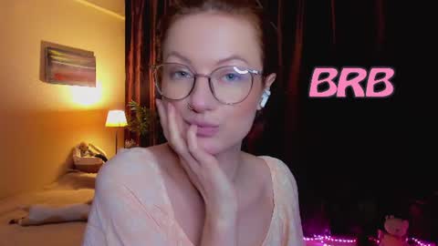 sophieleroux online show from July 31, 12:33 pm