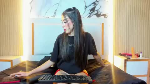sophielotuss online show from August 14, 11:41 pm