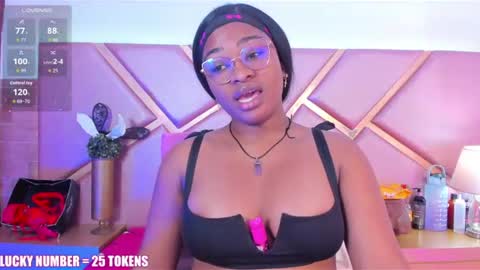 Sophie online show from August 9, 12:28 pm