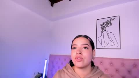 sophiia matteo online show from August 8, 3:17 am