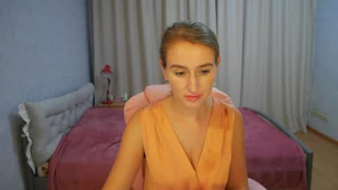 Sophi online show from July 19, 5:04 pm