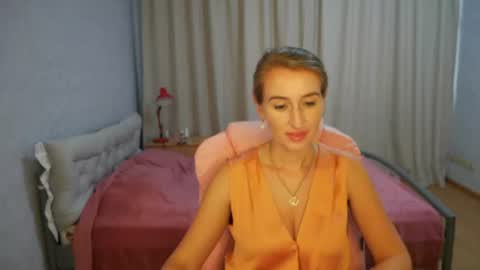 Sophi online show from July 20, 4:43 pm