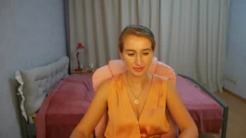 Sophi online show from July 20, 5:49 pm