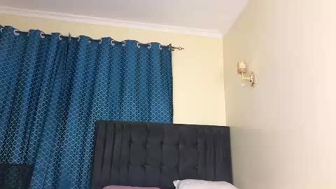 sophisticated_seline online show from August 15, 7:29 pm