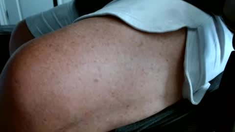 southernncguy7 online show from August 13, 9:40 pm
