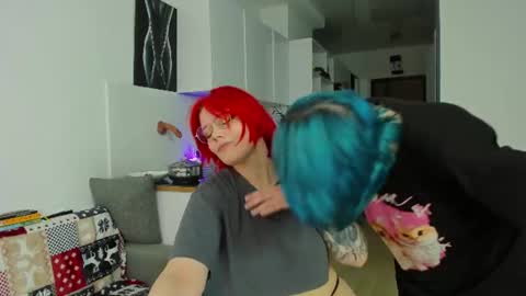 Leah online show from July 31, 3:07 pm