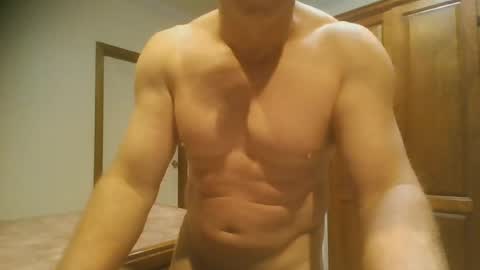 soveryhandsome online show from June 17, 8:35 am