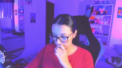 Lili online show from July 31, 12:50 am