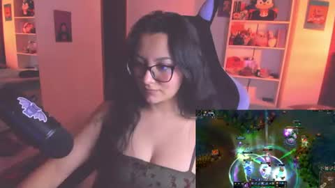 Lili online show from August 4, 2:41 am