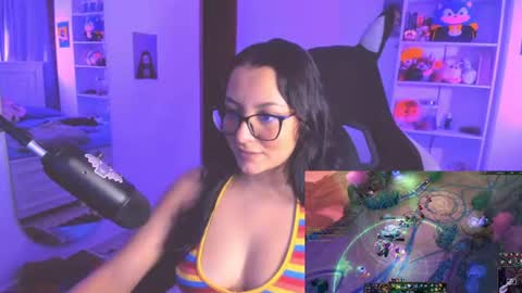 Lili online show from August 6, 2:10 am