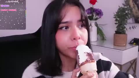 Mari  online show from August 31, 3:29 am