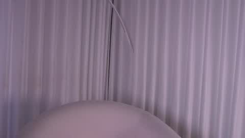 Mari  online show from September 9, 8:25 pm