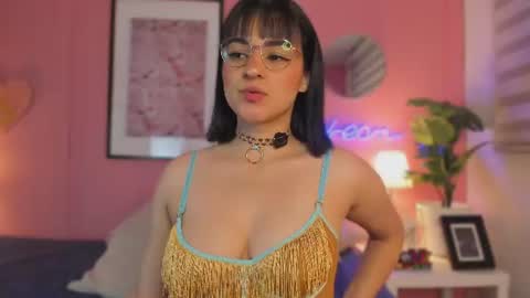 Aleja online show from August 8, 4:01 am