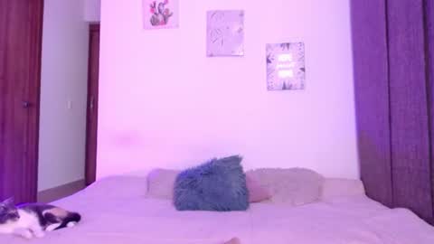      online show from July 30, 4:20 am