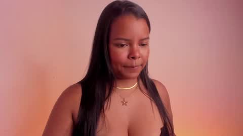 Paula  thumbs up me please online show from July 15, 12:55 am