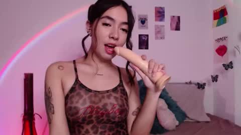 melody bunny online show from February 20, 8:55 am