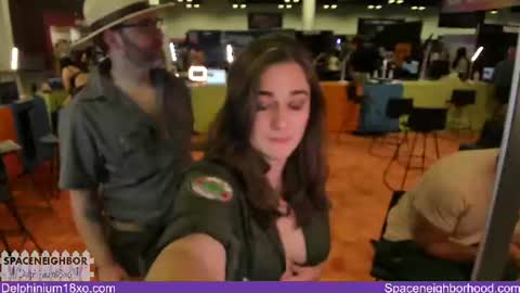 Spaceneighbor online show from June 27, 10:34 pm