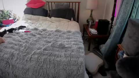 AmberSpanks online show from August 7, 1:16 am