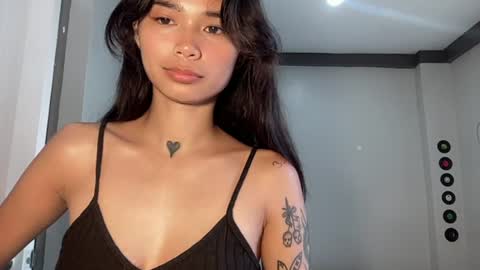 Sparkle online show from June 25, 10:57 pm