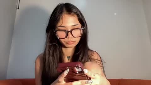 Sparkle online show from June 26, 9:51 pm