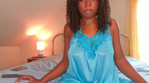 Soleil online show from August 17, 4:12 pm