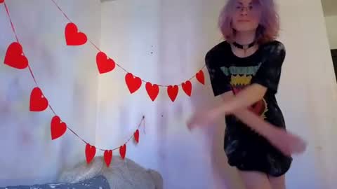 sparkyferret online show from August 12, 1:30 am